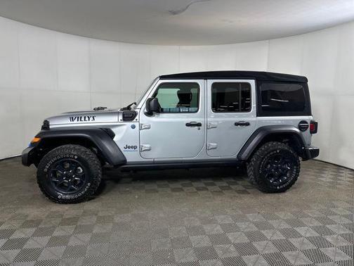 Silver Zynith Clearcoat 2023 Jeep Wrangler 4xe Base