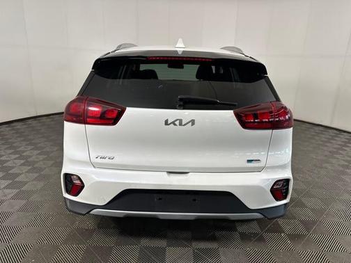 2022 Kia Niro LXS