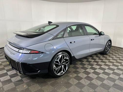 2023 Hyundai IONIQ 6 SEL