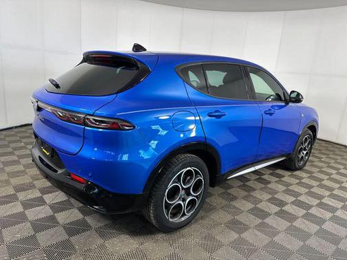 Misano Blue Metallic 2024 Alfa Romeo Tonale Ti EAWD