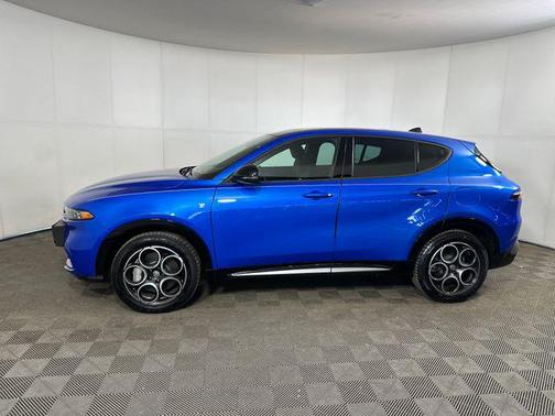 Misano Blue Metallic 2024 Alfa Romeo Tonale Ti EAWD