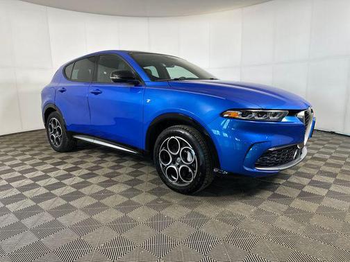 Misano Blue Metallic 2024 Alfa Romeo Tonale Ti EAWD