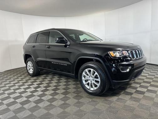 2022 Jeep Grand Cherokee Laredo