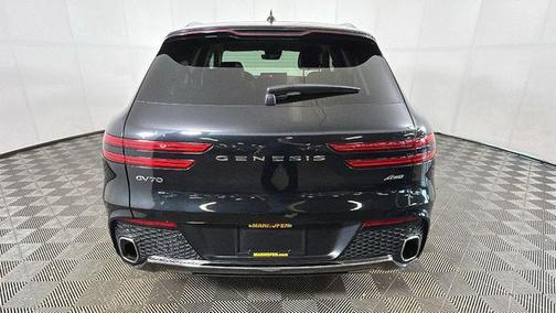 Vik Black 2025 Genesis GV70 2.5T AWD