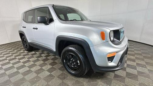 Glacier Metallic Clearcoat 2021 Jeep Renegade Sport