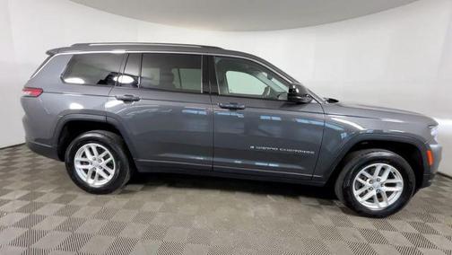 Baltic Gray Metallic Clearcoat 2023 Jeep Grand Cherokee L Laredo