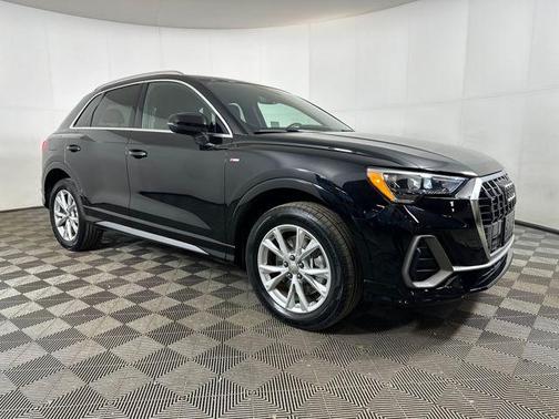 2022 Audi Q3 45 S line Premium