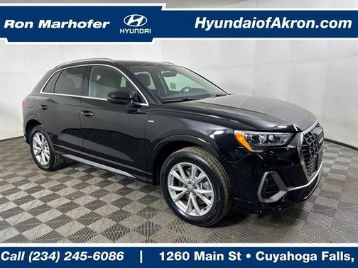 2022 Audi Q3 45 S line Premium