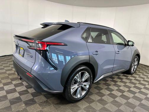 Harbor Mist Gray Pearl 2023 Subaru Solterra Limited