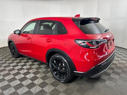 2025 Honda HR-V 2WD Sport