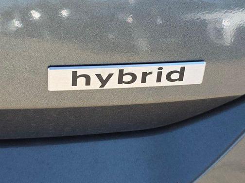 2025 Hyundai ELANTRA HEV SEL Sport