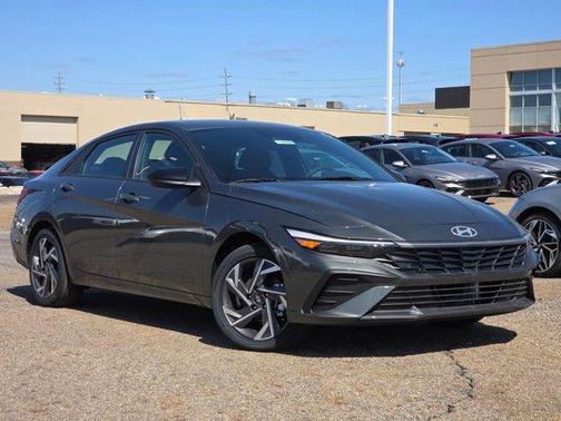 2025 Hyundai ELANTRA HEV SEL Sport