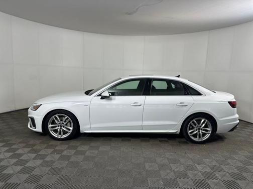 2022 Audi A4 45 S line Premium Plus