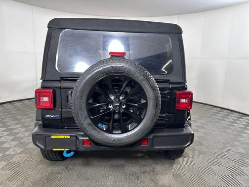 2022 Jeep Wrangler Unlimited 4xe Sahara