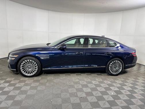 2023 Genesis Electrified G80 Base