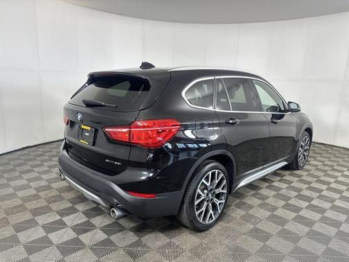 2022 BMW X1 sDrive28i