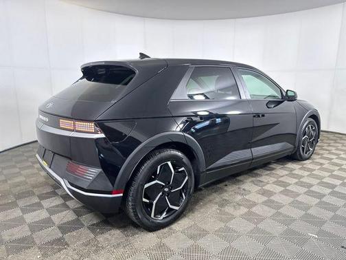2023 Hyundai IONIQ 5 SE