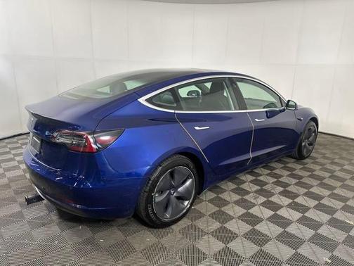 2019 Tesla Model 3 Standard Range Plus