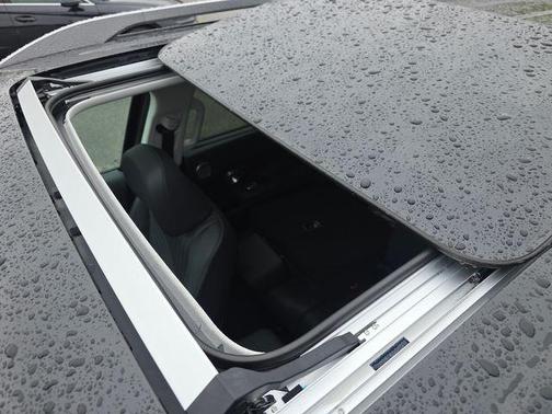 Abyss Black Pearl 2026 Hyundai PALISADE SEL Premium 8P