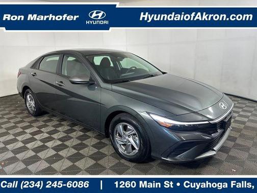 2024 Hyundai ELANTRA SE