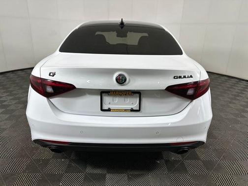 2022 Alfa Romeo Giulia Ti