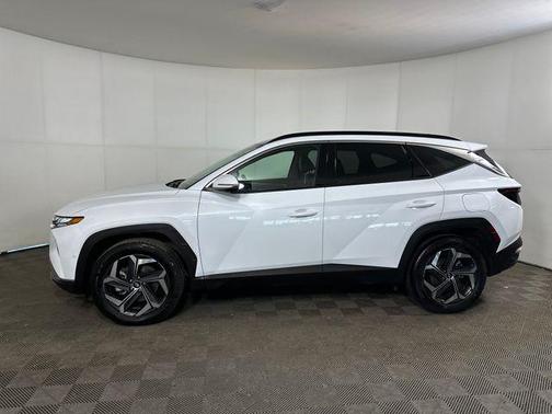 White Pearl 2024 Hyundai TUCSON Hybrid Limited