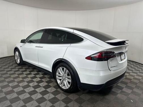 2016 Tesla Model X 90D