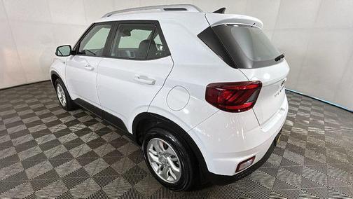 Ceramic White 2020 Hyundai VENUE SEL
