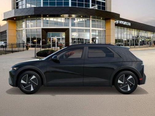 2025 Hyundai IONIQ 5 SEL