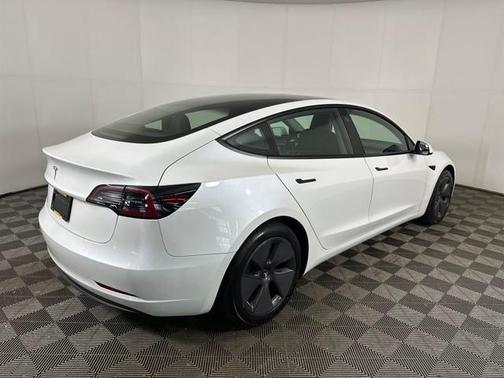 2023 Tesla Model 3 Standard Range