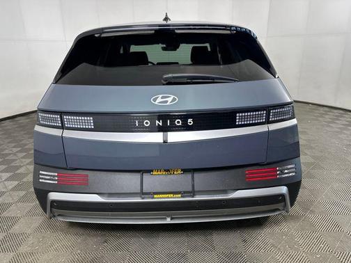 2025 Hyundai IONIQ 5 SE