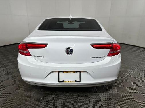 2018 Buick LaCrosse Essence