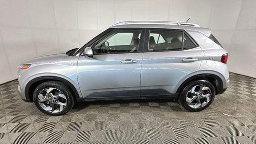 Shimmering Silver 2025 Hyundai VENUE SEL