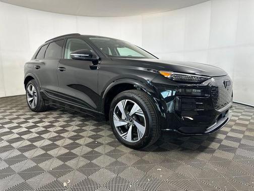 2025 Audi Q6 e-tron Premium Plus quattro