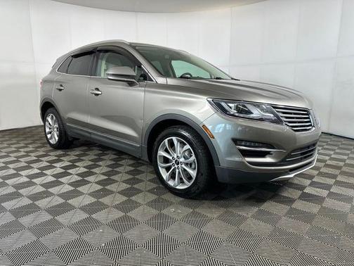 2017 Lincoln MKC Select