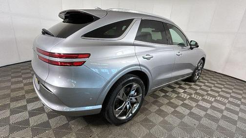 Savile Silver 2024 Genesis Electrified GV70 Advanced AWD