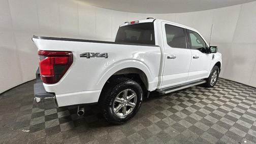 Oxford White 2025 Ford F-150 XLT