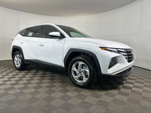 2022 Hyundai TUCSON SE