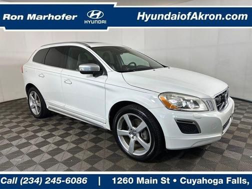 2013 Volvo XC60 T6 R-Design Platinum