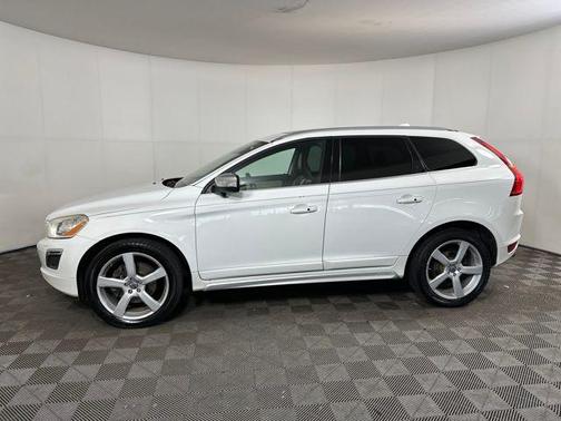 2013 Volvo XC60 T6 R-Design Platinum