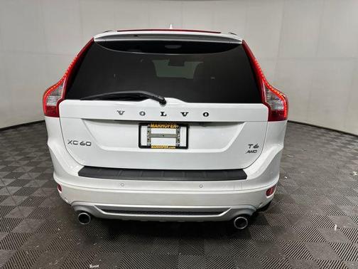 2013 Volvo XC60 T6 R-Design Platinum