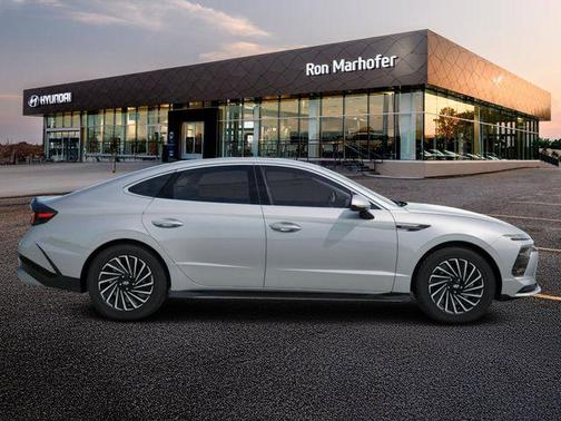 2026 Hyundai SONATA Hybrid SE