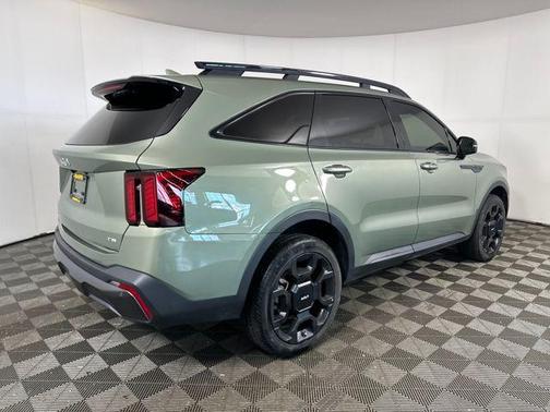 2024 Kia Sorento EX