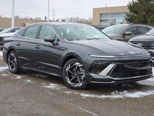 2026 Hyundai SONATA SEL