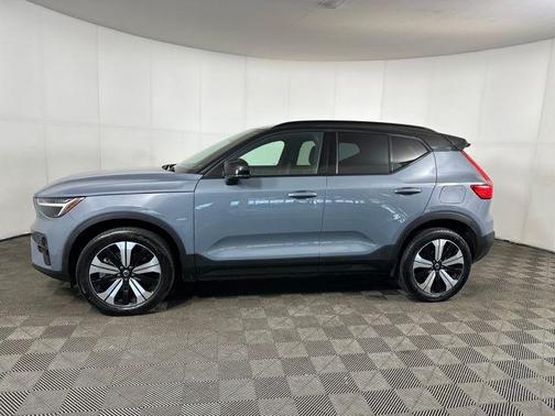 2023 Volvo XC40 Recharge Pure Electric Twin Plus