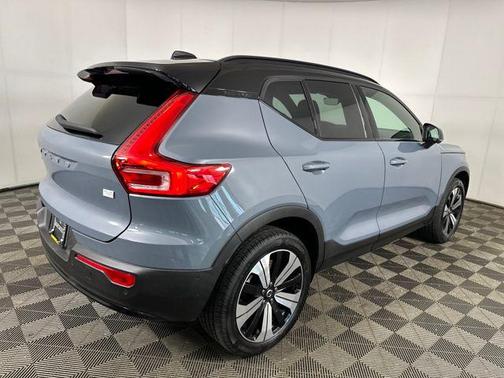 2023 Volvo XC40 Recharge Pure Electric Twin Plus