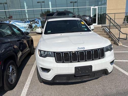 2021 Jeep Grand Cherokee Laredo