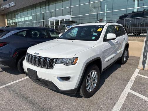2021 Jeep Grand Cherokee Laredo