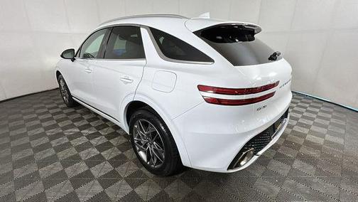 Alta White 2023 Genesis GV70 2.5T AWD