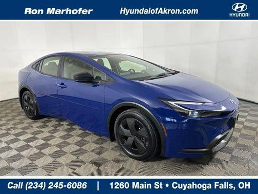 2025 Toyota Prius LE